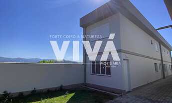 Imagem 3: Casa a venda em Extrema MG, composta por sala. cozinha, lavabo, lavanderia