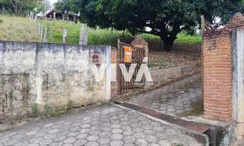 Imagem 2: Linda chácara a venda. Casa possuindo 4 dormitórios e área gourmet