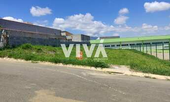 Imagem: Lote com 300 metros a venda em Extrema MG