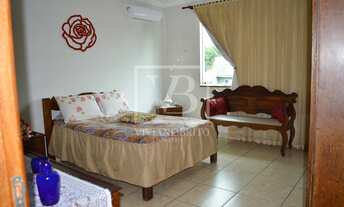 Imagem: Casa triplex com espaço gourmet à venda