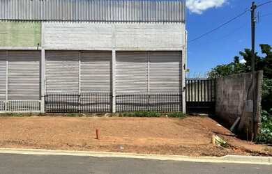 Imagem 2: Na Avenida W Galpão / depósito com aluguel por R$4.750 /mês