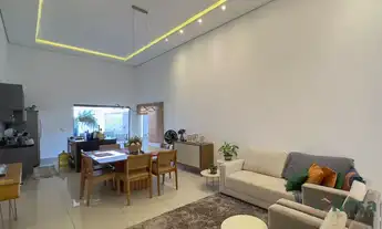 Imagem 6: Casa com 3 Quarto(s), sendo 1 Suíte, Churrasqueira, Piscina no Distrito Industrial, Cuiabá