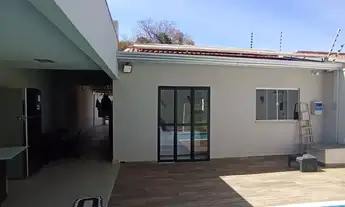 Imagem: Casa terrea com piscina para venda, Residencial