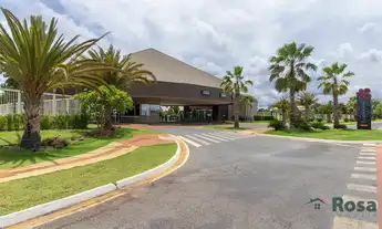 Imagem: Sobrado Luxuoso à Venda com 4 Suíte(s)