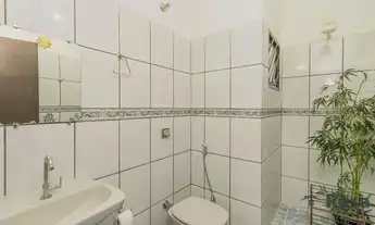 Imagem 5: Baixou o Valor! Sobrado, 5 Quartos, Suíte, Sacada, Área Gourmet e Pomar, Santa Cruz II