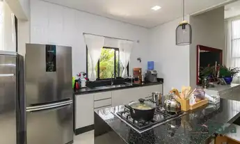 Imagem 6: Casa Térrea Porteira Fechada com 3 Quarto(s), sendo 2 Suítes e piscina, próximo ao Centro