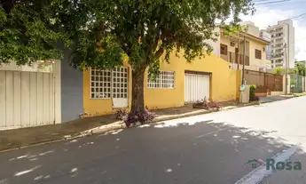 Imagem: Casa à Venda com 4 Quarto(s), no Bairro