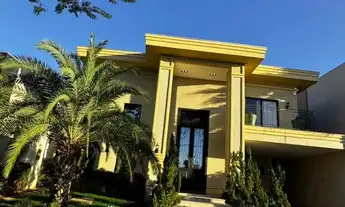 Imagem: Sobrado a venda no Condomínio Florais Itália