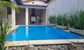 Imagem: Casa reformada com piscina para venda, 3