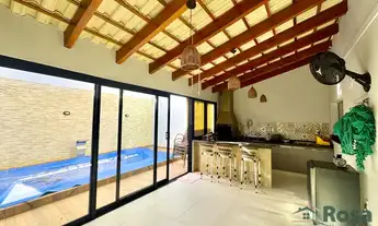 Imagem: Sobrado em condomínio fechado para venda