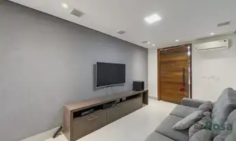 Imagem 5: Sobrado Residencial à Venda com 3 quarto(s) sendo 1 Suíte, no Bairro Santa Rosa, próximo a