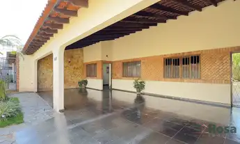 Imagem 2: Casa Térrea Comercial/Residencial com Energia Solar e 4 Quartos em Localização Nobre - Pró