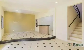 Imagem 2: Baixou o Valor! Sobrado, 5 Quartos, Suíte, Sacada, Área Gourmet e Pomar, Santa Cruz II