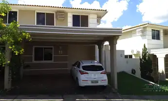 Imagem: Casa em condomínio para venda, 3 quartos