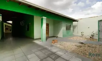 Imagem: Casa Térrea com piscina, energia solar