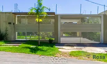 Imagem: Casa Térrea à Venda com 3 Quarto(s), Sendo