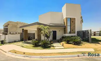 Imagem: Sobrado em condomínio para venda, com 4