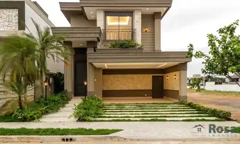 Imagem: Sobrado Estilo Neoclássico no Florais do