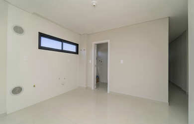 Imagem 2: Apartamento à venda em Bombinhas-SC com 2 suítes e 78,71m² - Imperdível oportunidade no ba