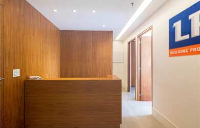 Imagem 2: Sala à venda no bairro Real Parque - São Paulo/SP