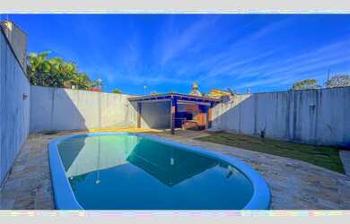 Imagem 5: Casa 4 dormitórios com 3 vagas de garagem à venda no bairro Parque Santa Fé em Porto Alegr