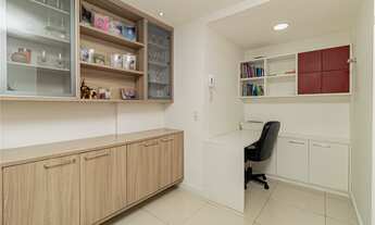 Imagem 4: Apartamento à venda no bairro Passo da Areia - Porto Alegre/RS