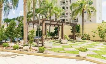 Imagem 2: Apartamento à venda no bairro Passo da Areia - Porto Alegre/RS