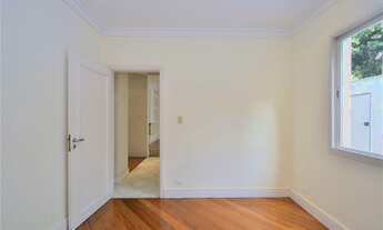 Imagem 7: 4 dormitórios na Rua Luiz Martins De Araújo