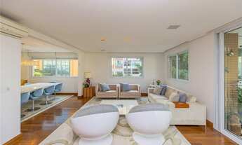 Imagem 5: 4 dormitórios, 1 suítes, 2 banheiro, 5 vagas na garagem, 267M² de Área Construída