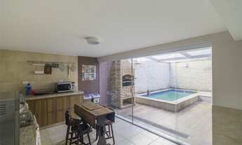 Imagem: Casa à venda no bairro Vila Curuçá