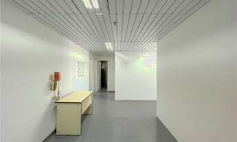 Imagem 2: Loja à venda no bairro Jardim Paulistano - São Paulo/SP