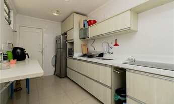 Imagem 7: 2 dormitórios, 1 banheiros, 1 vaga na garagem, 68M² de Área Construída