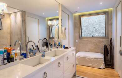 Imagem 7: Casa à venda no bairro Alto de Pinheiros - São Paulo/SP