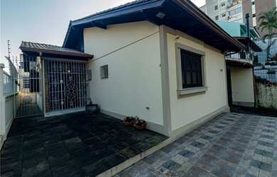 Imagem 4: Casa à venda no bairro Jardim do Salso - Porto Alegre/RS