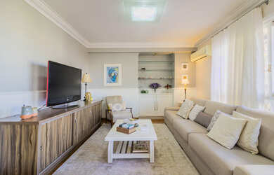 Imagem 2: Apartamento à venda no bairro Três Figueiras - Porto Alegre/RS