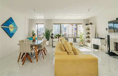 Imagem 2: Apartamento à venda no bairro Petrópolis - Porto Alegre/RS