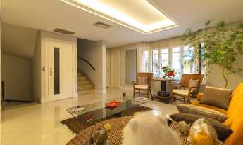 Imagem: Casa à venda no bairro Três Figueiras