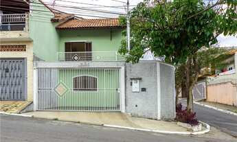 Imagem: 3 dormitórios na Rua Iberê Gomes Grosso