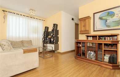 Imagem 2: Apartamento 3 dormitórios com 1 vaga de garagem à venda no bairro Jardim Carvalho em Porto