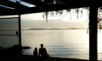 Imagem 2: Imperdível oportunidade de adquirir luxuosa casa em condomínio com 5 quartos e 5 suítes em