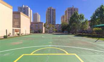 Imagem 2: Apartamento à venda no bairro Passo da Areia - Porto Alegre/RS