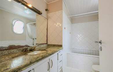 Imagem 2: Apartamento Padrão, 3 dormitórios na Rua Beatriz