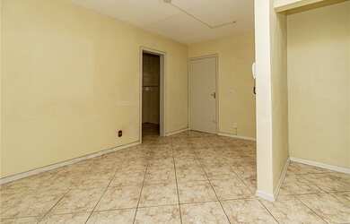 Imagem 4: Apartamento 2 dormitórios à venda no bairro Santo Antônio em Porto Alegre