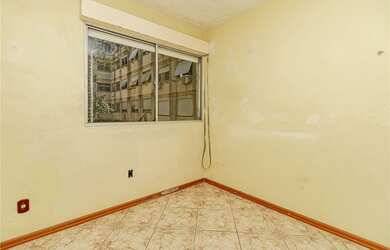 Imagem 6: Apartamento 2 dormitórios à venda no bairro Santo Antônio em Porto Alegre