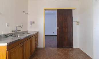 Imagem 7: Apartamento 3 dormitórios com 1 vaga de garagem à venda no bairro Cristal em Porto Alegre