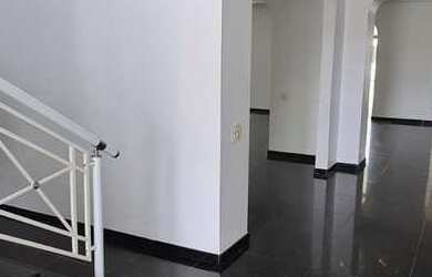 Imagem 6: 5 dormitórios na Rua Professora Jane Düppre Pirani