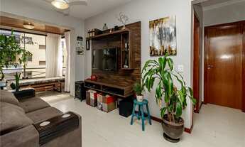 Imagem 2: Apartamento mobiliado 2 dormitórios com 1 vaga de garagem à venda no bairro Partenon em Po