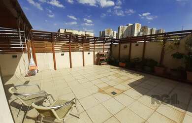 Imagem 8: Apartamento Garden 2 dormitórios com 2 vagas de garagem à venda no bairro Partenon em Port