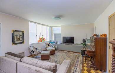 Imagem 9: 5 dormitórios na Avenida Professor Ciro De Barros Resende