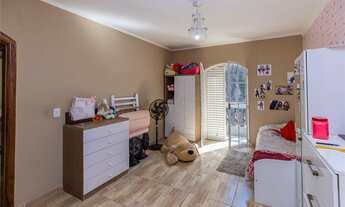 Imagem 7: Casa Padrão, 6 dormitórios na Rua Padre Guido Del Toro